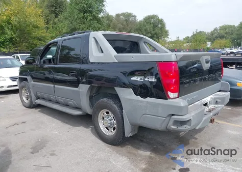 2002 Chevrolet Avalanche 2500 from USA, damaged, VIN 3GNGK23G52G139916